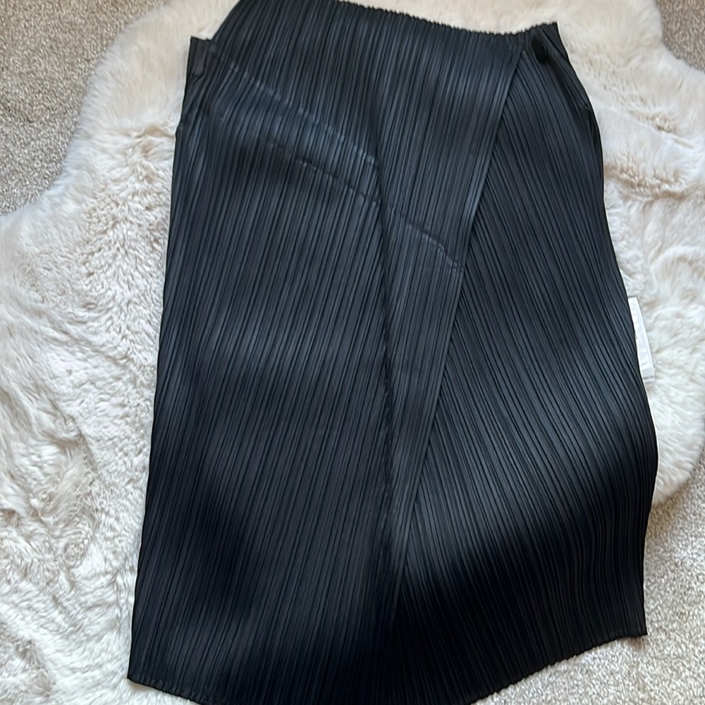 Pleats Please Issey MiyakeInterplanetary Monthly Colors : July Top - Picture 14 of 15